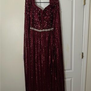 Elegant Burgundy Evening Gown